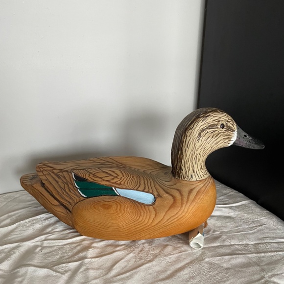 WOOD DECOY AKA '' SMOKEY'' made by Quebec artist - Picture 2 of 7
